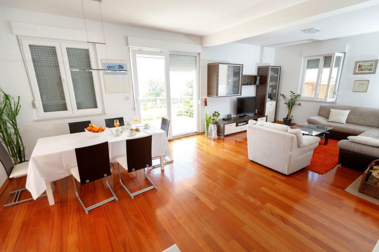 Luxury Villa Castrum Kaštela エクステリア 写真