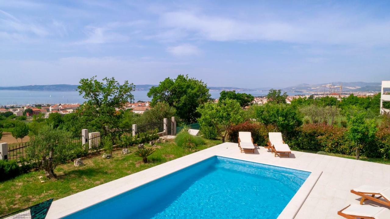 Luxury Villa Castrum Kaštela エクステリア 写真